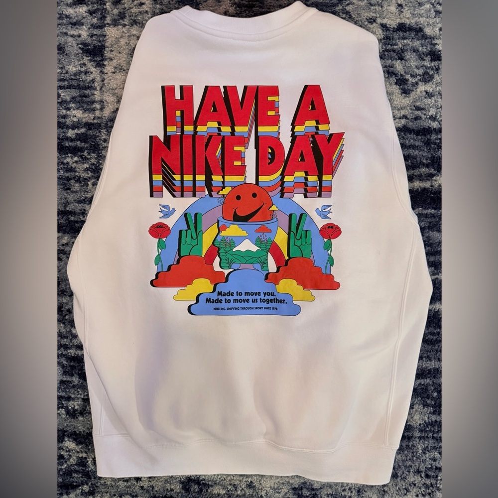 Nike Graphic Crewneck for Sale! - Picture 2 of 2